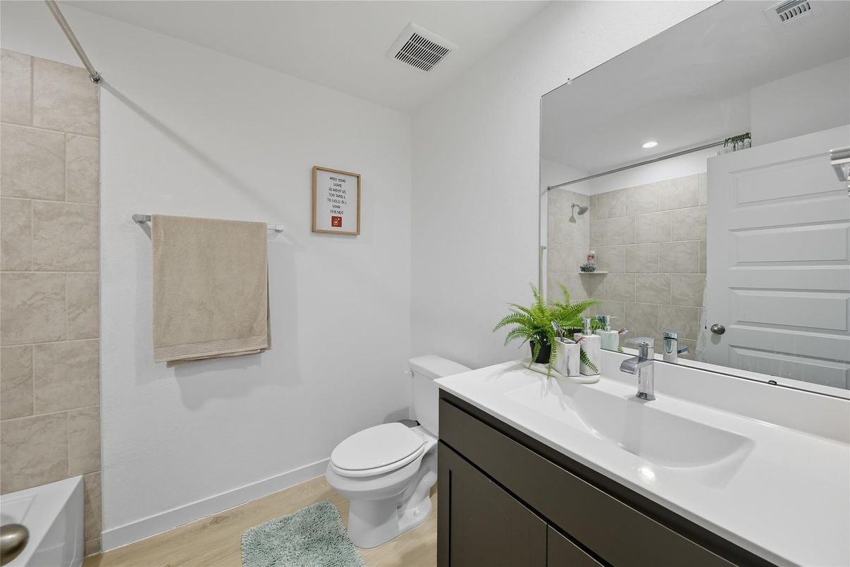 Bathroom, Interior, Recessed Lighting, Wood Texture Flooring