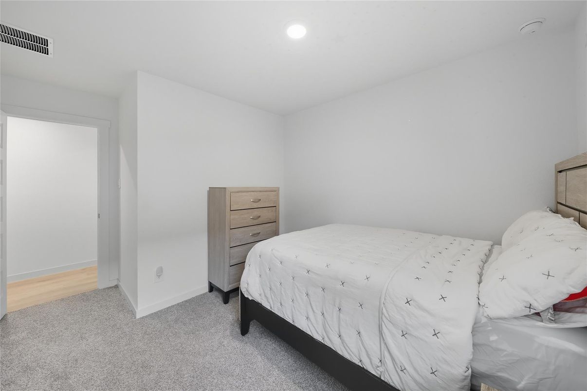 Bedroom, Interior, Recessed Lighting