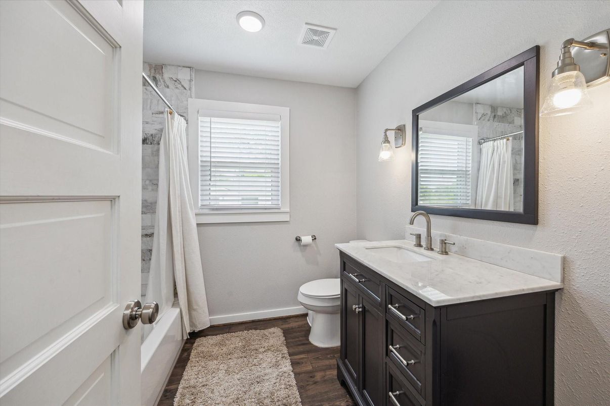 Bathroom, Interior, Marble Walls, Recessed Lighting, Wood Texture Flooring