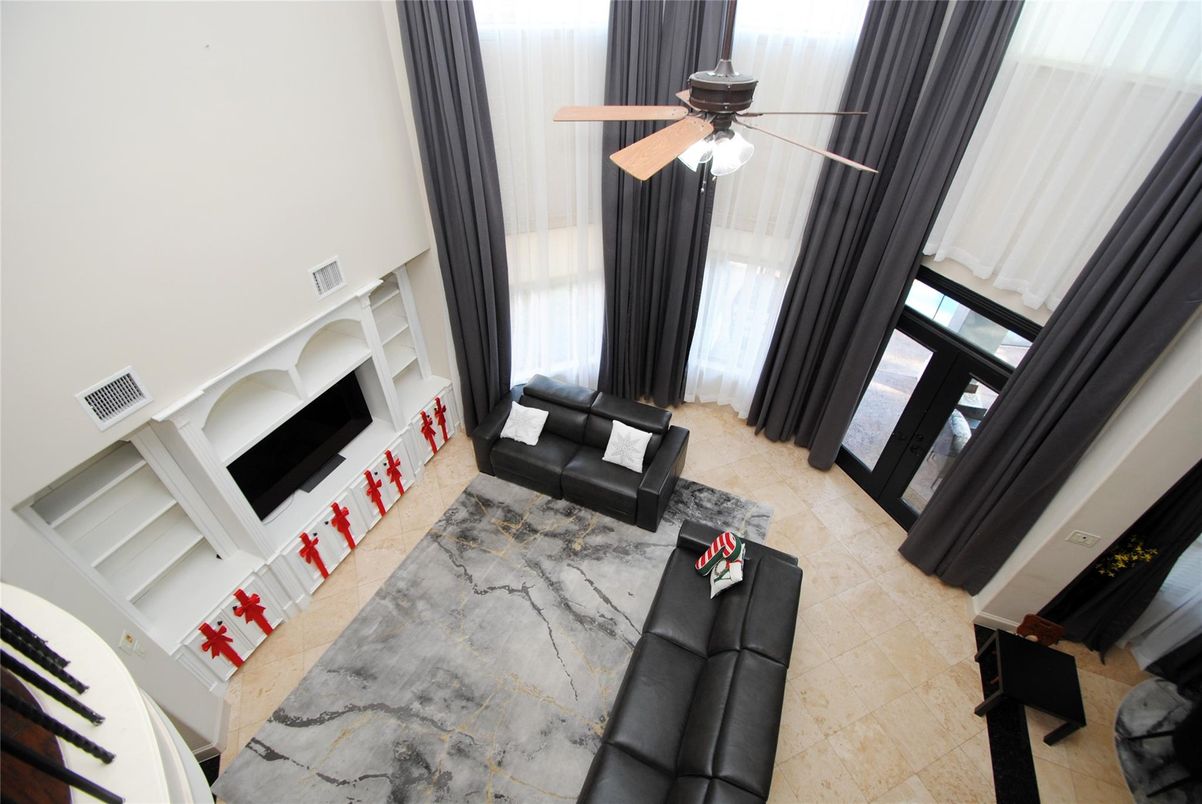 Fireplace, Interior, Living room