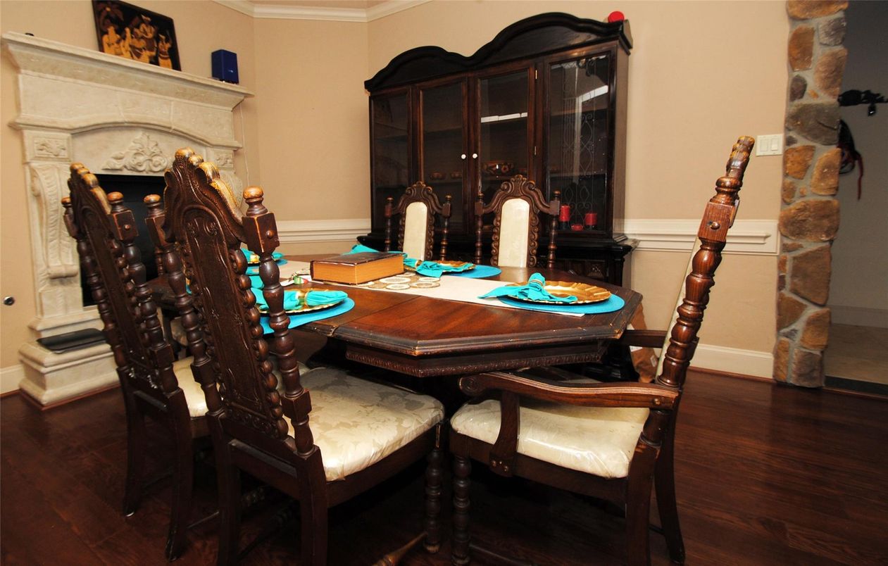 Dining room, Fireplace, Interior, Wood Texture Flooring