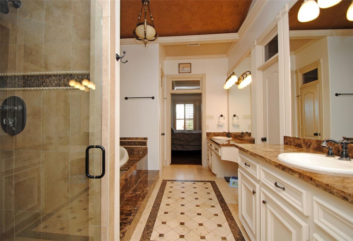 Bathroom, Dual Sink Vanities, Glass Shower, Interior