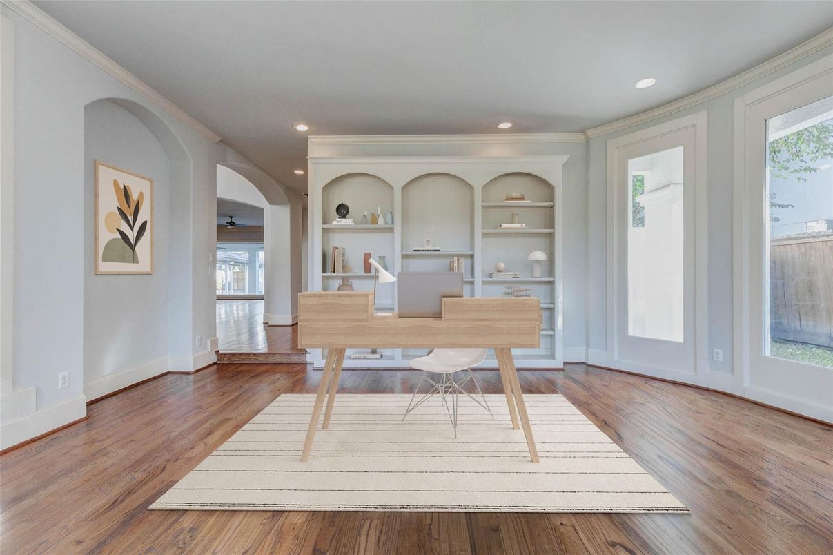 Home Office, Interior, Recessed Lighting, Wood Texture Flooring