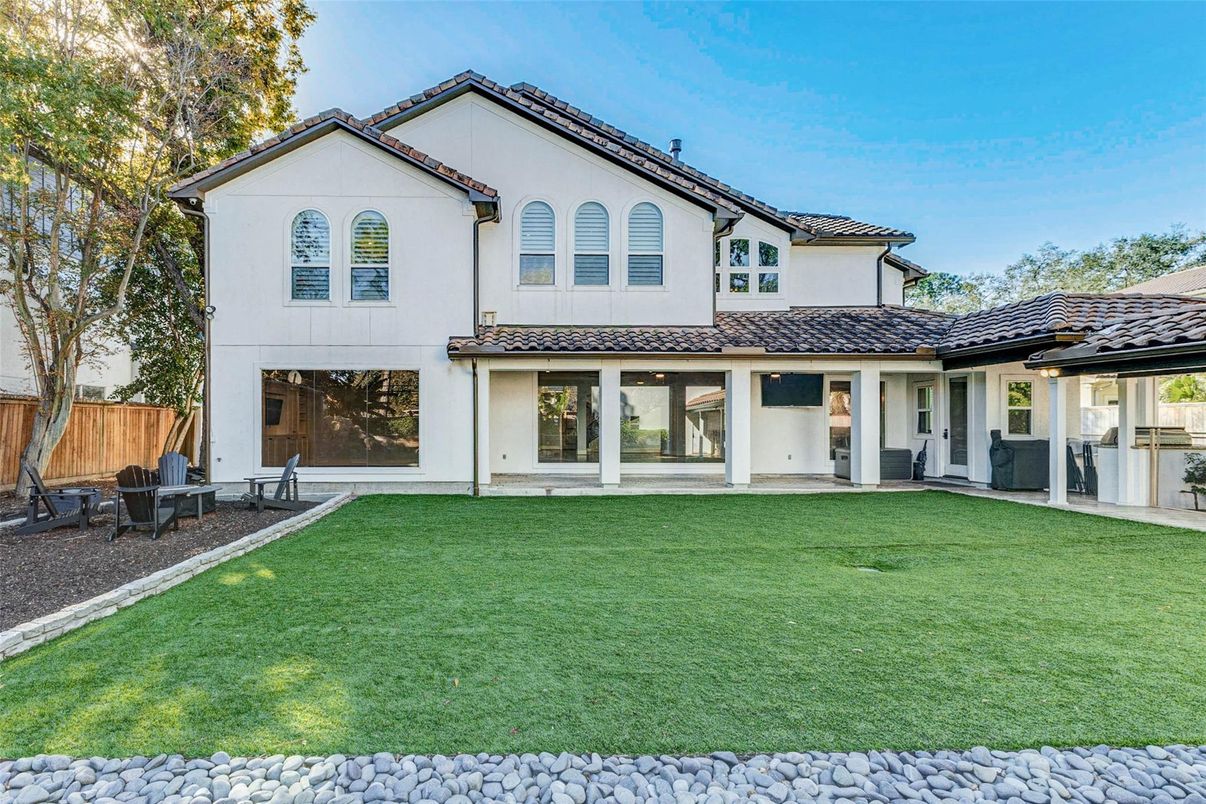 Backyard, Exterior, Facade, Spanish Mediterranean