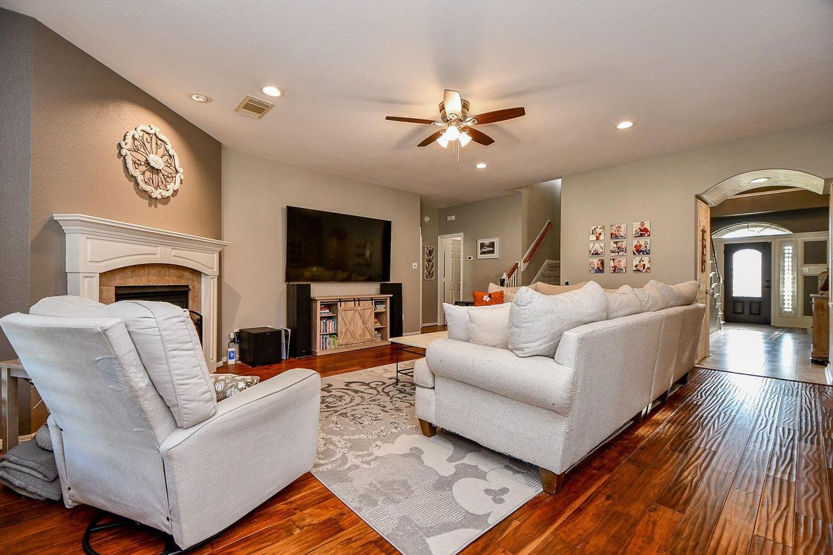 Fireplace, Interior, Living room, Recessed Lighting, Wood Texture Flooring