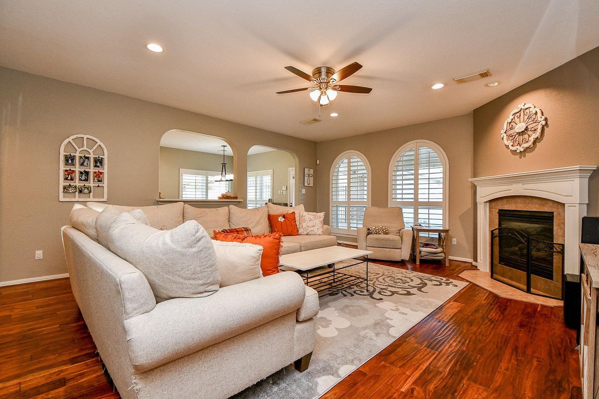 Fireplace, Interior, Living room, Recessed Lighting, Wood Texture Flooring