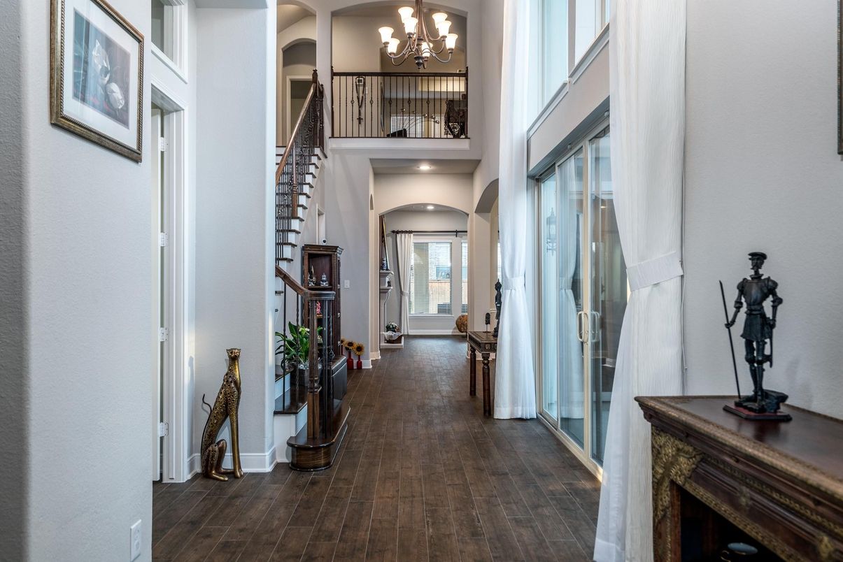 Chandelier, Interior, Recessed Lighting, Wood Texture Flooring