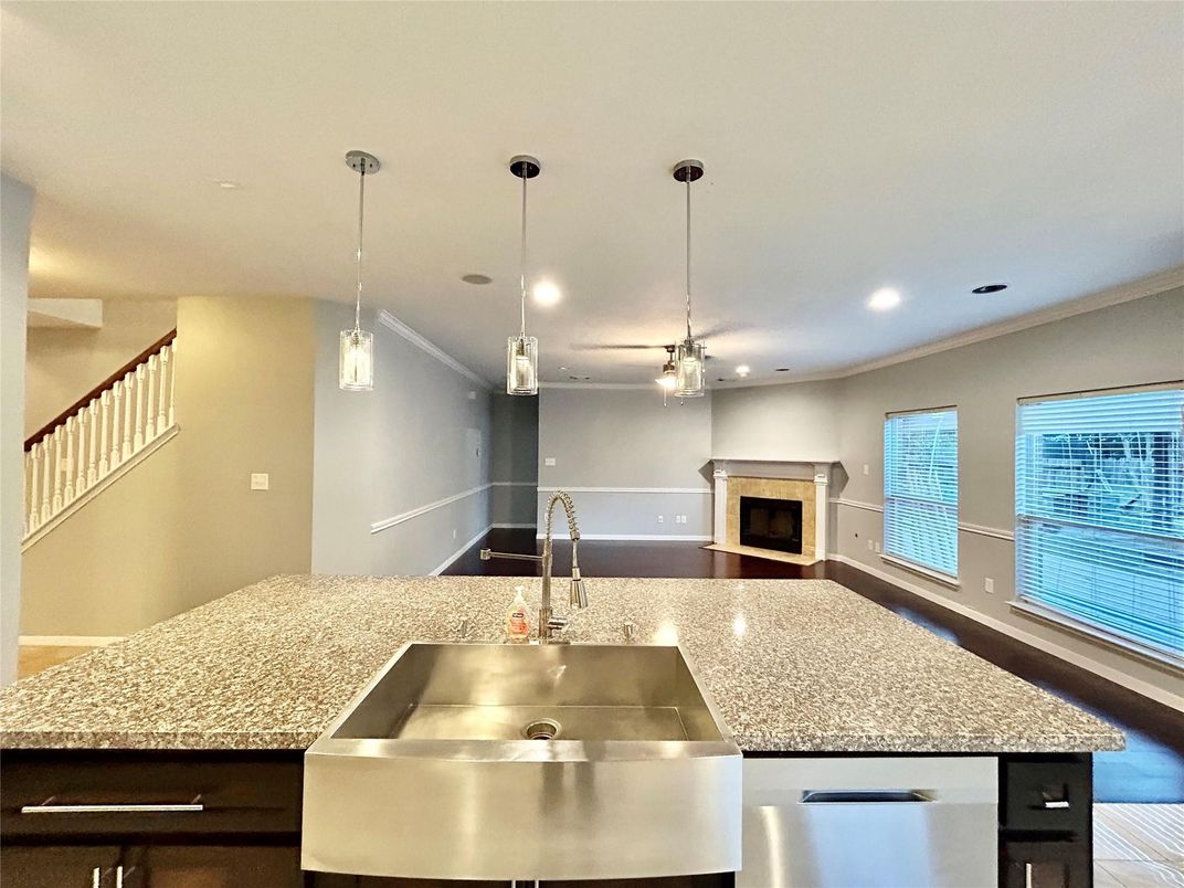 Fireplace, Interior, Kitchen, Pendant Lights, Recessed Lighting