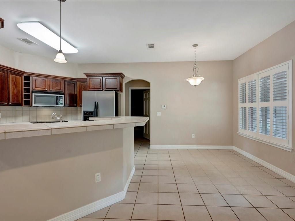 Interior, Kitchen, Pendant Lights, Tile Countertops