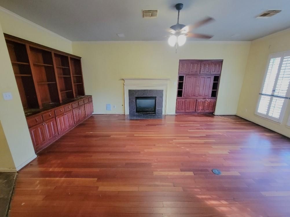 Empty room, Fireplace, Interior, Wood Texture Flooring