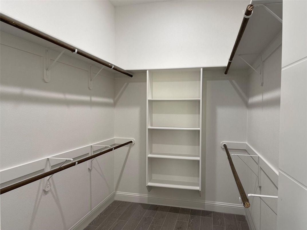 Interior, Walk-in Closets, Wood Texture Flooring