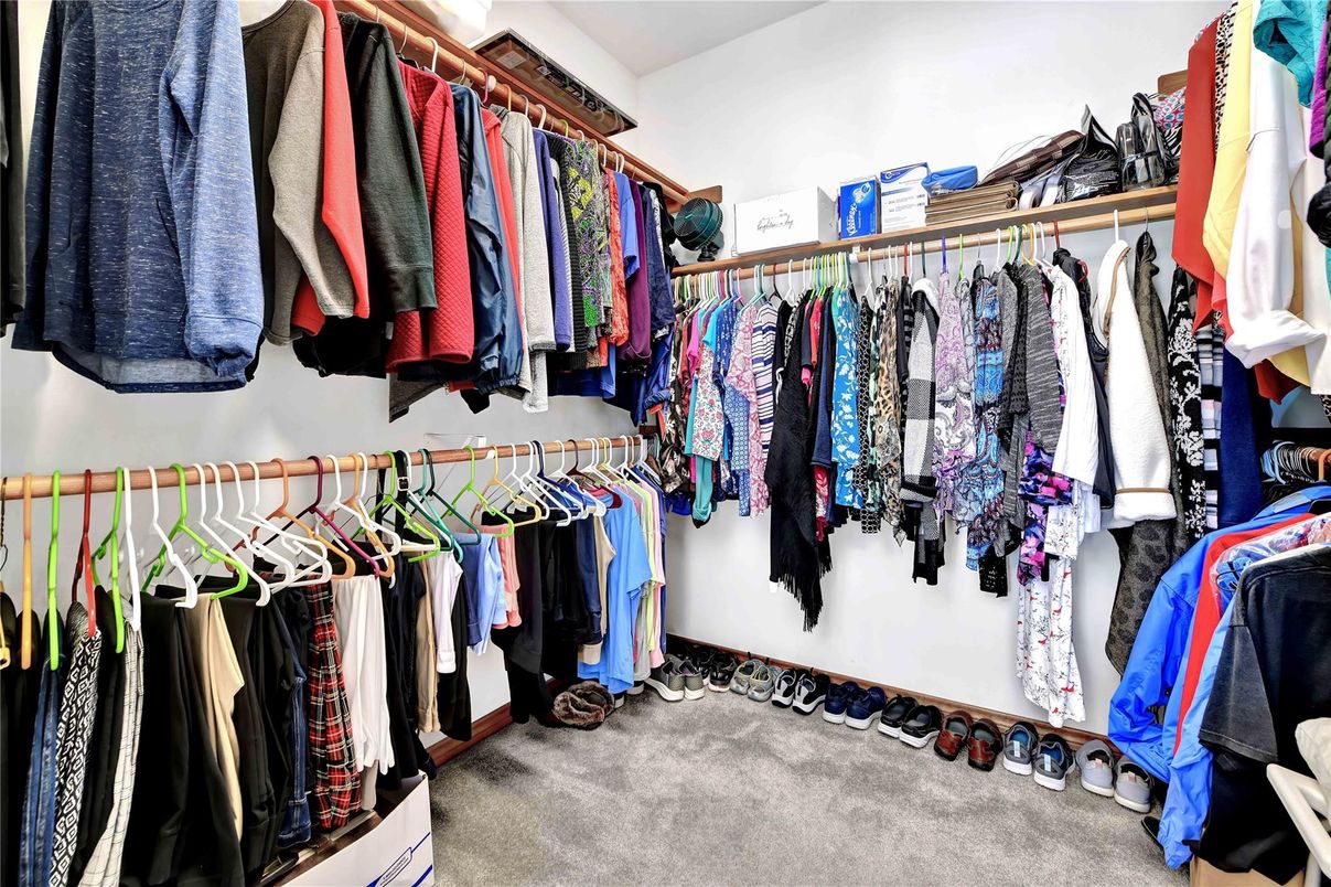 Interior, Walk-in Closets