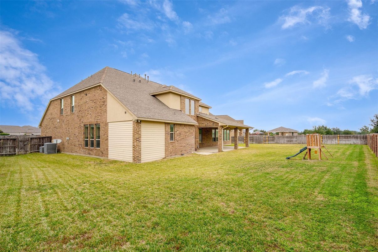 Backyard, Exterior, Playground