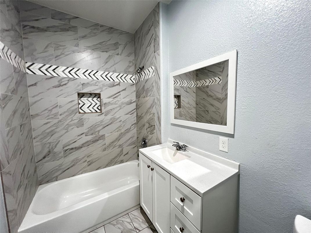 Bathroom, Interior, Marble Walls
