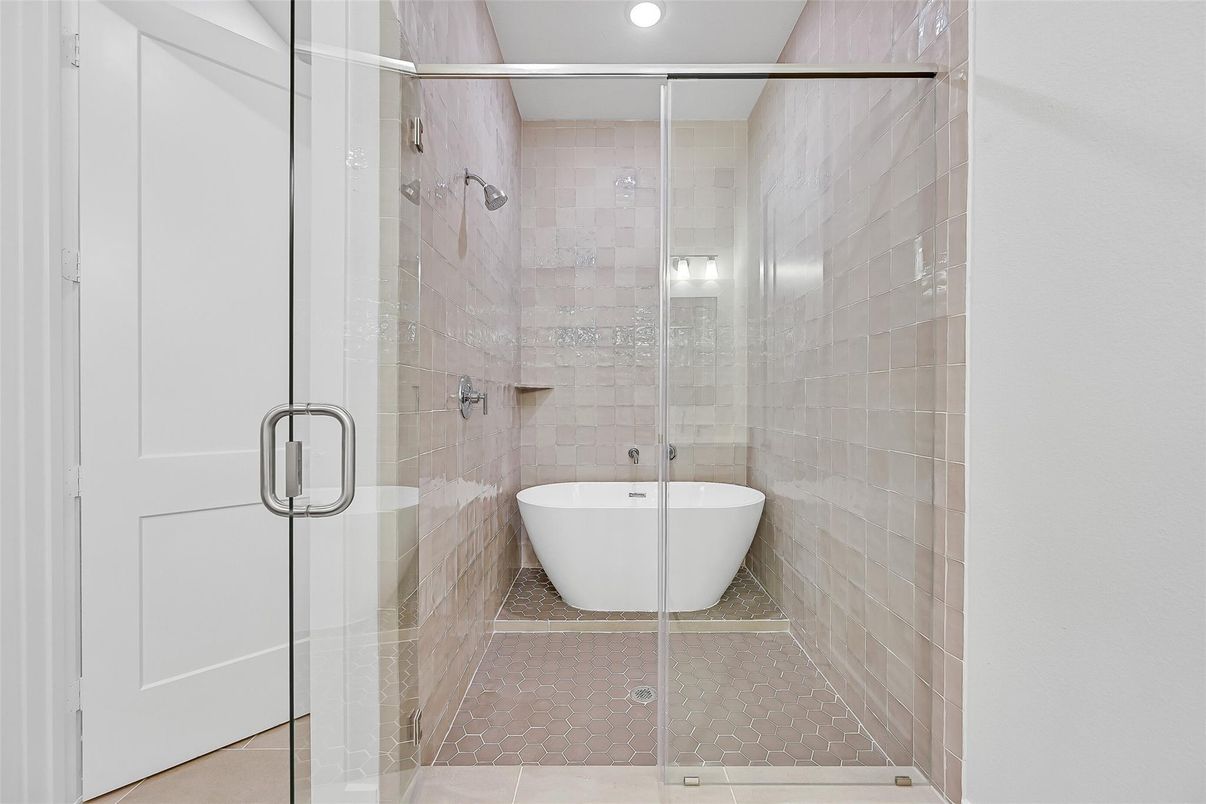 Bathroom, Free Standing Baths, Glass Shower, Interior, Recessed Lighting