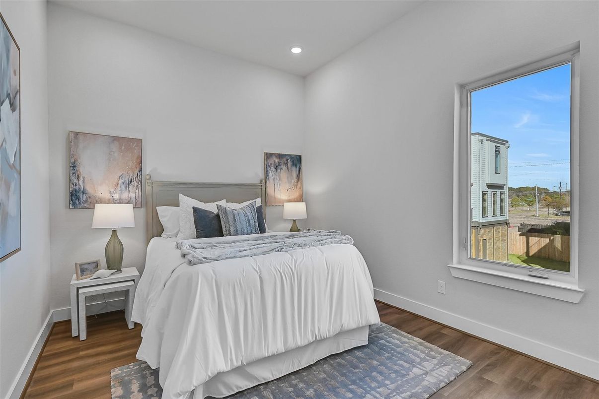 Bedroom, Interior, Recessed Lighting, Water, Wood Texture Flooring