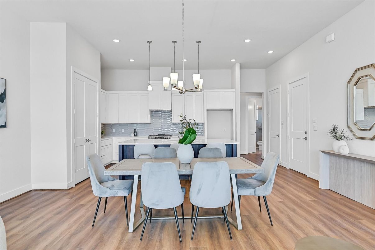 Dining room, Interior, Kitchen, Pendant Lights, Recessed Lighting, Wood Texture Flooring