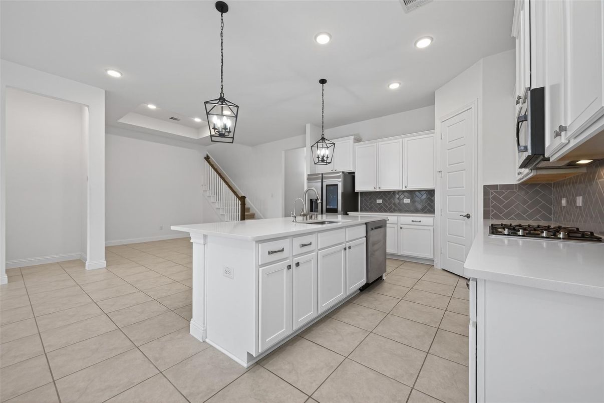 Interior, Kitchen, Pendant Lights, Recessed Lighting, Stainless Steel Appliances