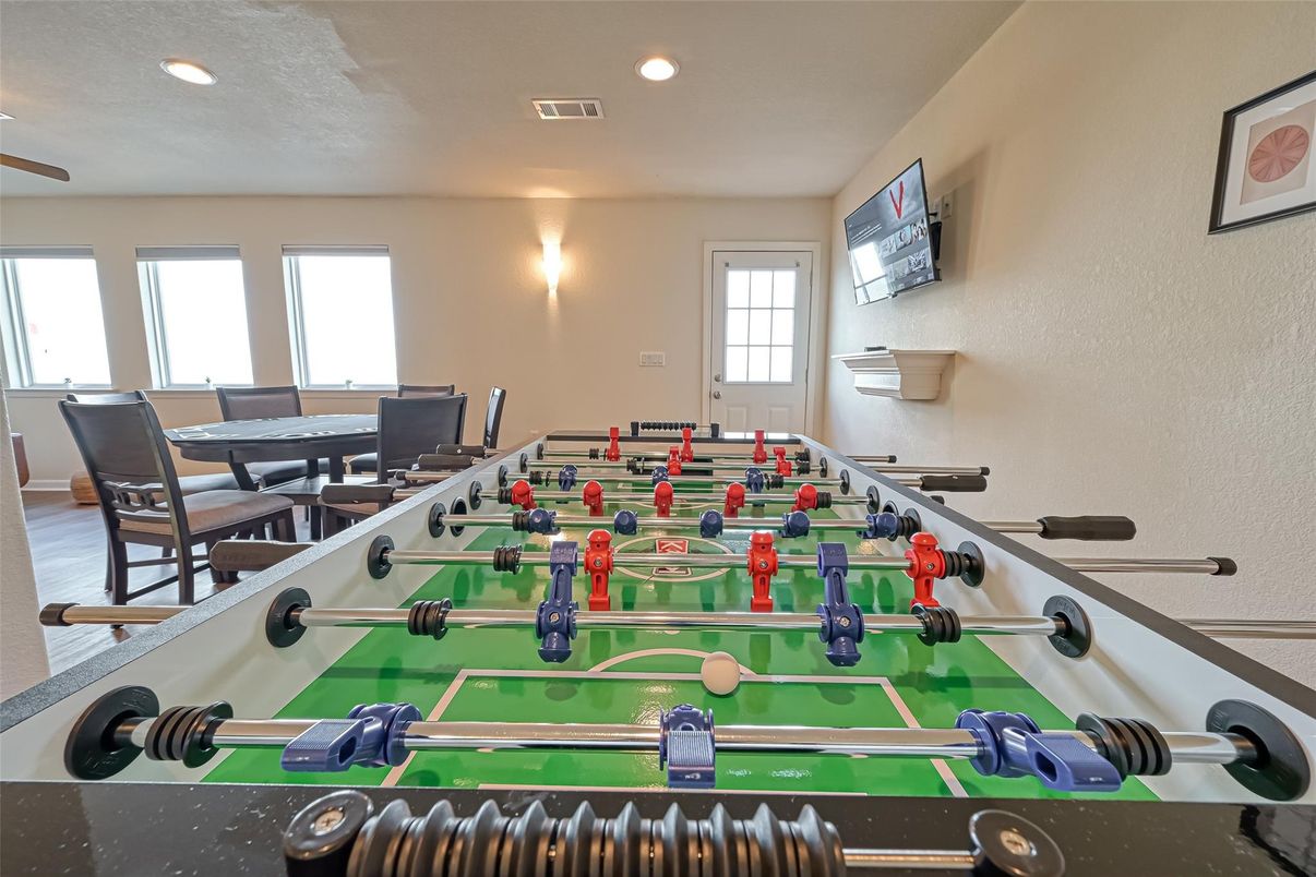 Dining room, Interior, Recessed Lighting