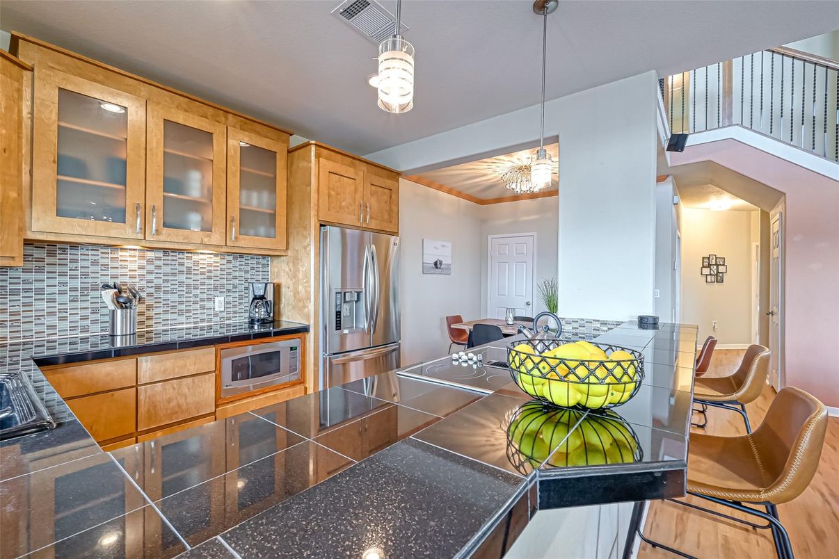 Interior, Kitchen, Pendant Lights, Stainless Steel Appliances