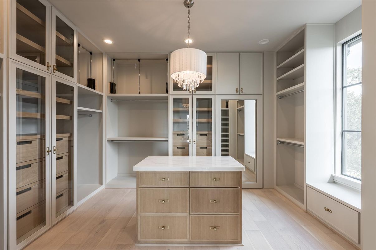 Chandelier, Interior, Recessed Lighting, Walk-in Closets, Wood Texture Flooring