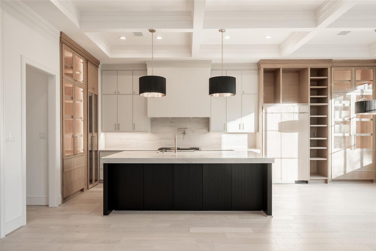 Interior, Kitchen, Pendant Lights, Recessed Lighting, Wood Texture Flooring