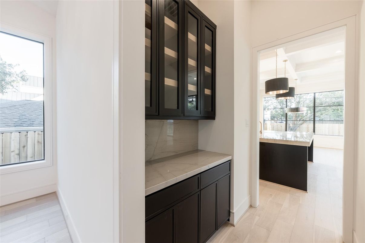 Interior, Kitchen, Pendant Lights, Wood Texture Flooring