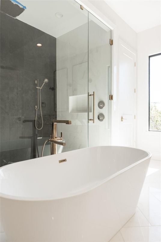 Bathroom, Free Standing Baths, Glass Shower, Interior, Recessed Lighting