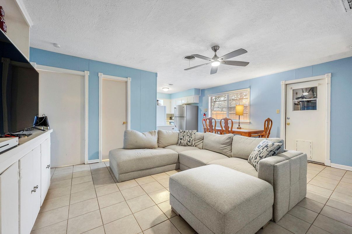 Dining room, Interior, Kitchen, Living room