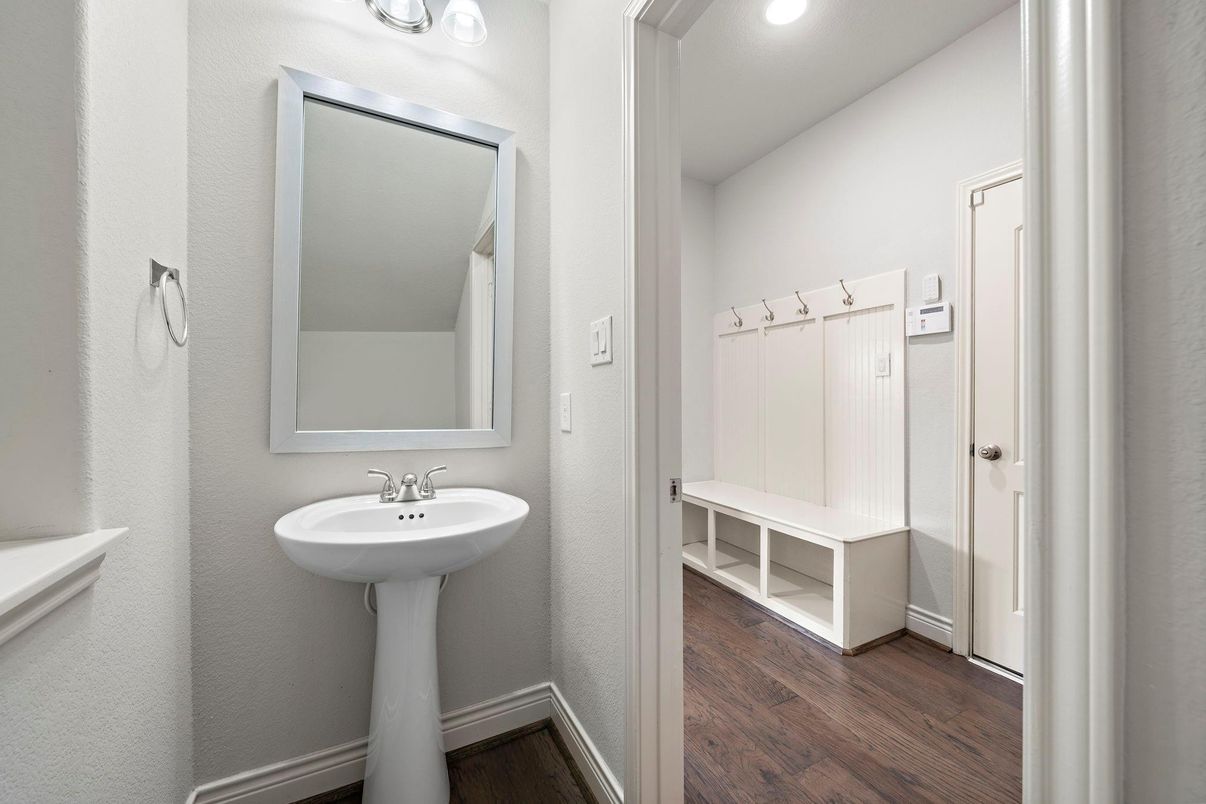 Bathroom, Interior, Recessed Lighting, Wood Texture Flooring