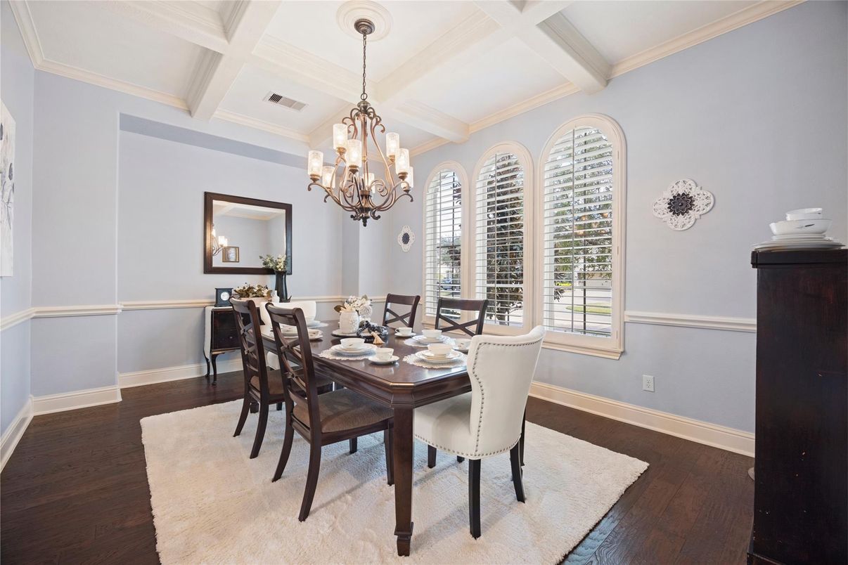 Chandelier, Dining room, Interior, Wood Texture Flooring