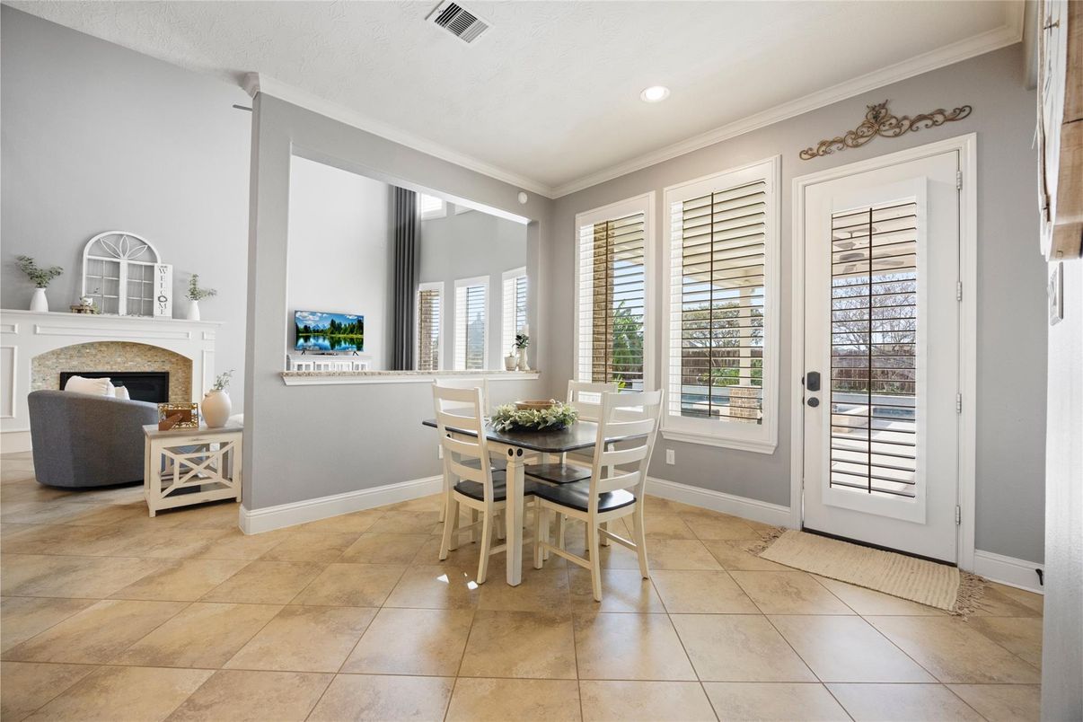 Dining room, Fireplace, Interior, Recessed Lighting