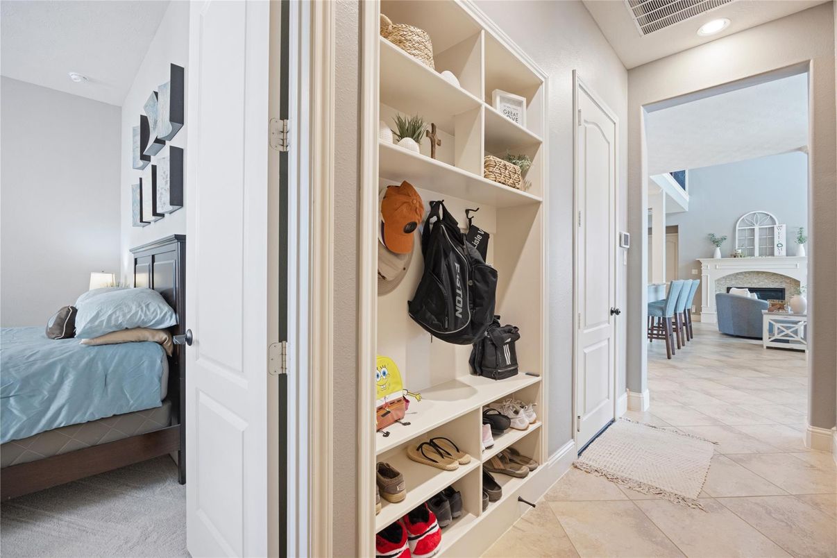 Bedroom, Interior, Recessed Lighting