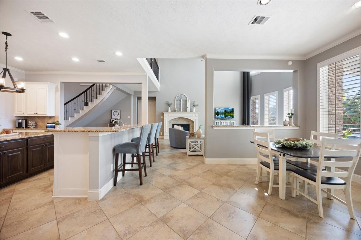 Dining room, Fireplace, Interior, Kitchen, Pendant Lights, Recessed Lighting