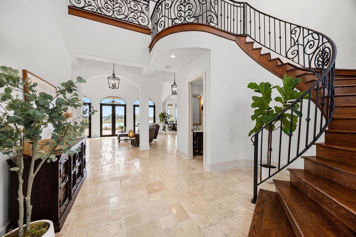 Interior, Recessed Lighting