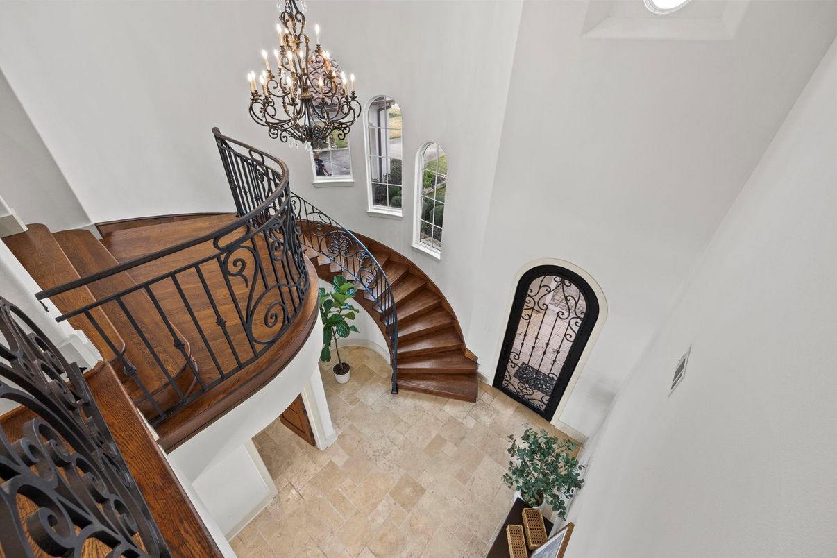 Chandelier, Dining room, Interior