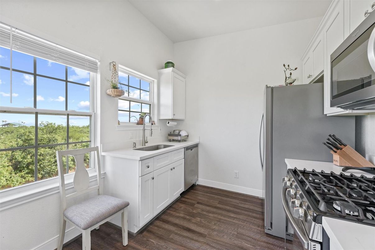 Interior, Kitchen, Water, Wood Texture Flooring