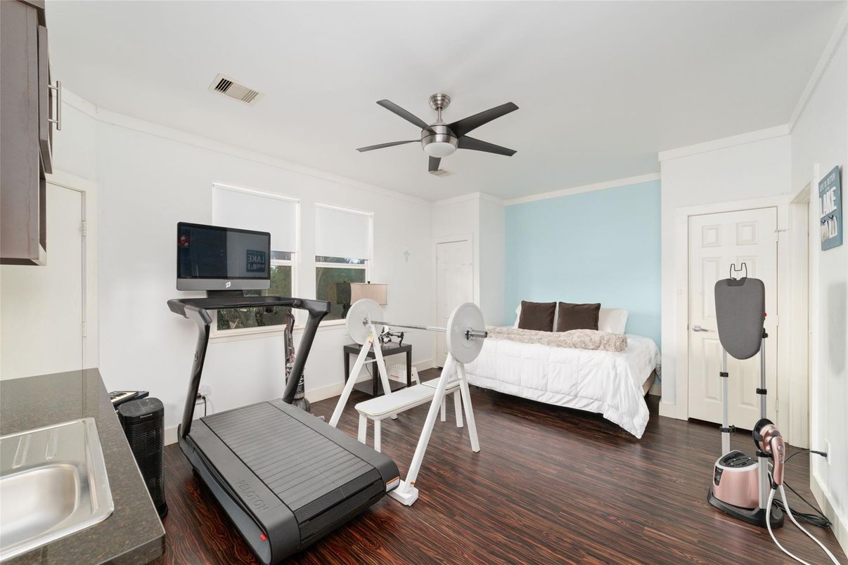 Bedroom, Fitness Equipment, Interior, Wood Texture Flooring