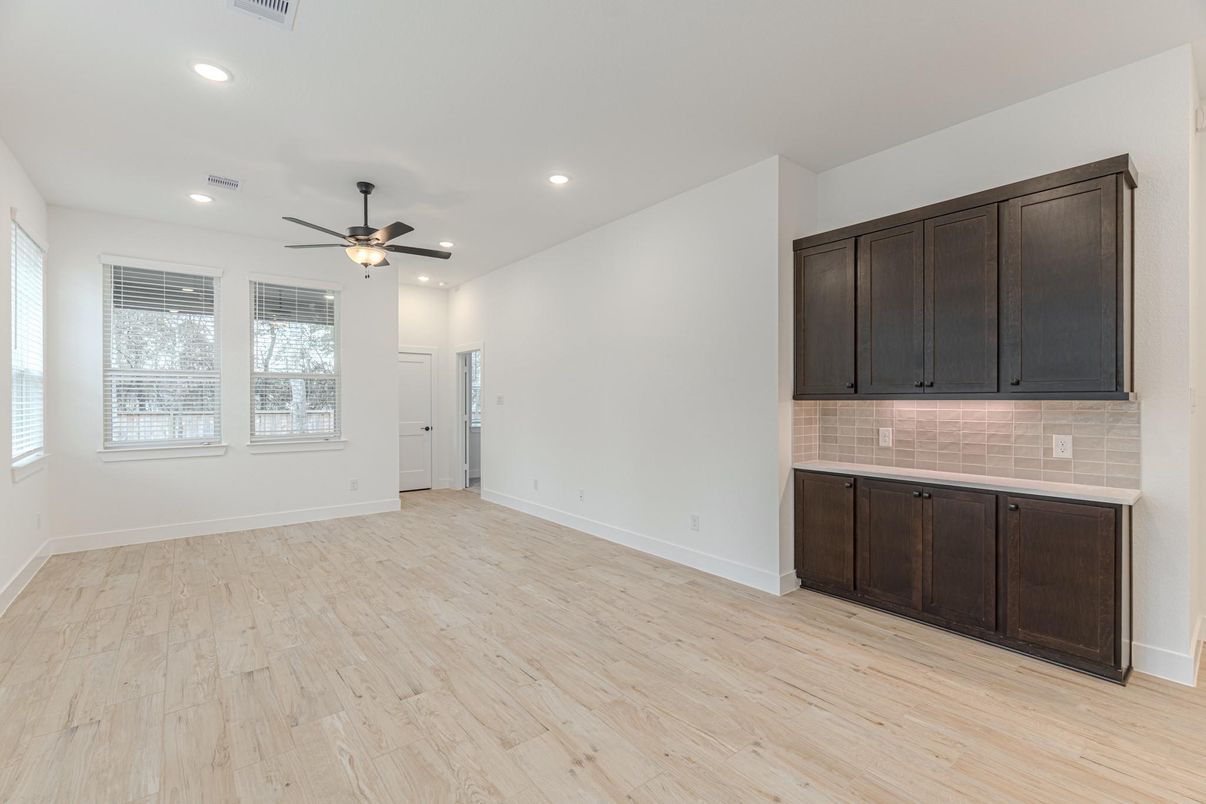 Empty room, Interior, Recessed Lighting, Wood Texture Flooring