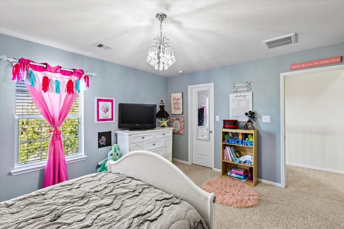 Bedroom, Chandelier, Interior, Pendant Lights