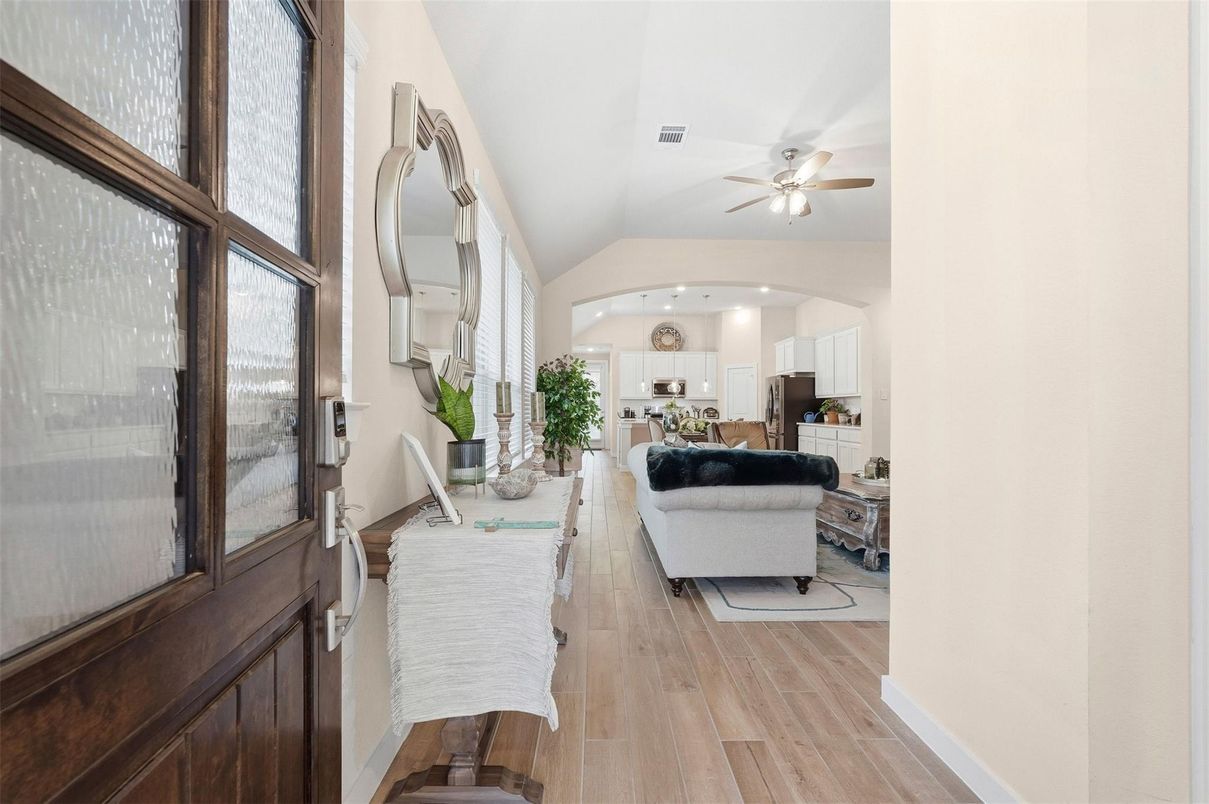 Interior, Kitchen, Living room, Recessed Lighting, Wood Texture Flooring