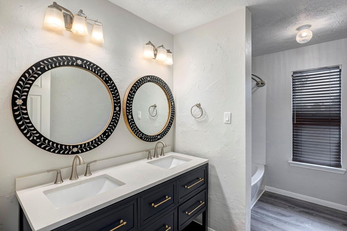 Bathroom, Dual Sink Vanities, Interior, Wood Texture Flooring
