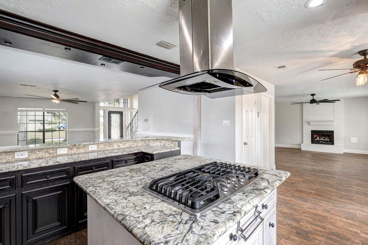 Fireplace, Interior, Kitchen, Recessed Lighting, Wood Texture Flooring