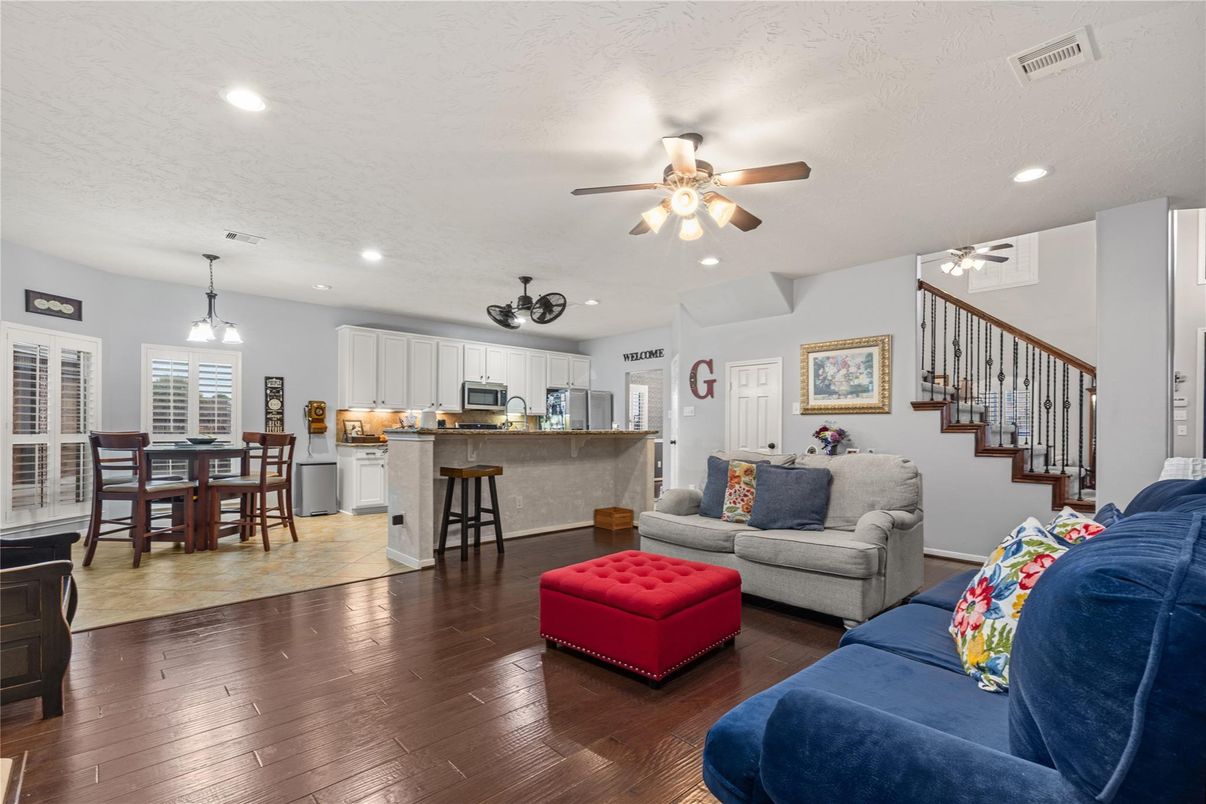 Dining room, Interior, Kitchen, Living room, Pendant Lights, Recessed Lighting, Wood Texture Flooring