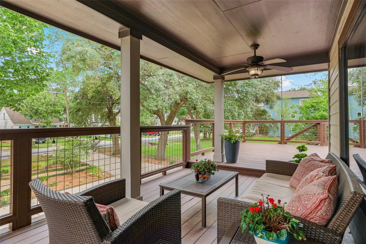 Exterior, Interior, Sun Room