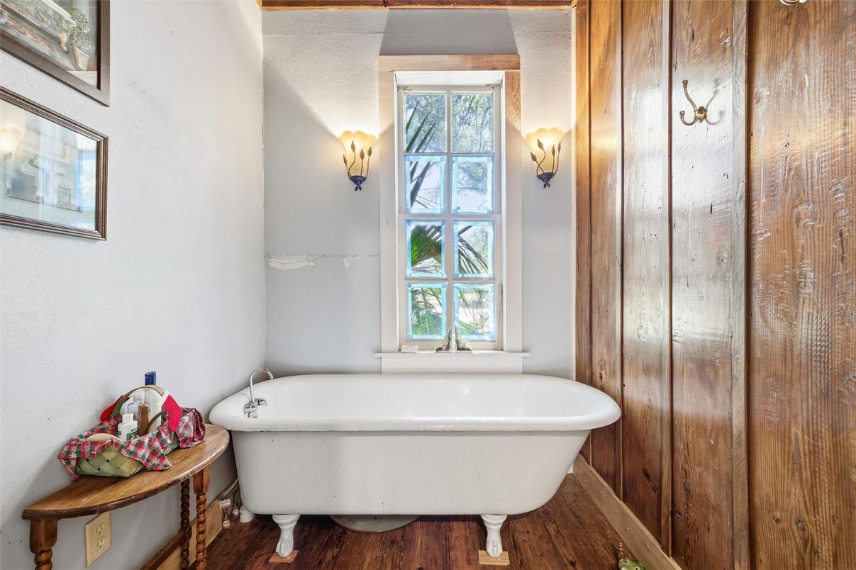 Bathroom, Free Standing Baths, Interior, Wood Texture Flooring, Wooden Walls