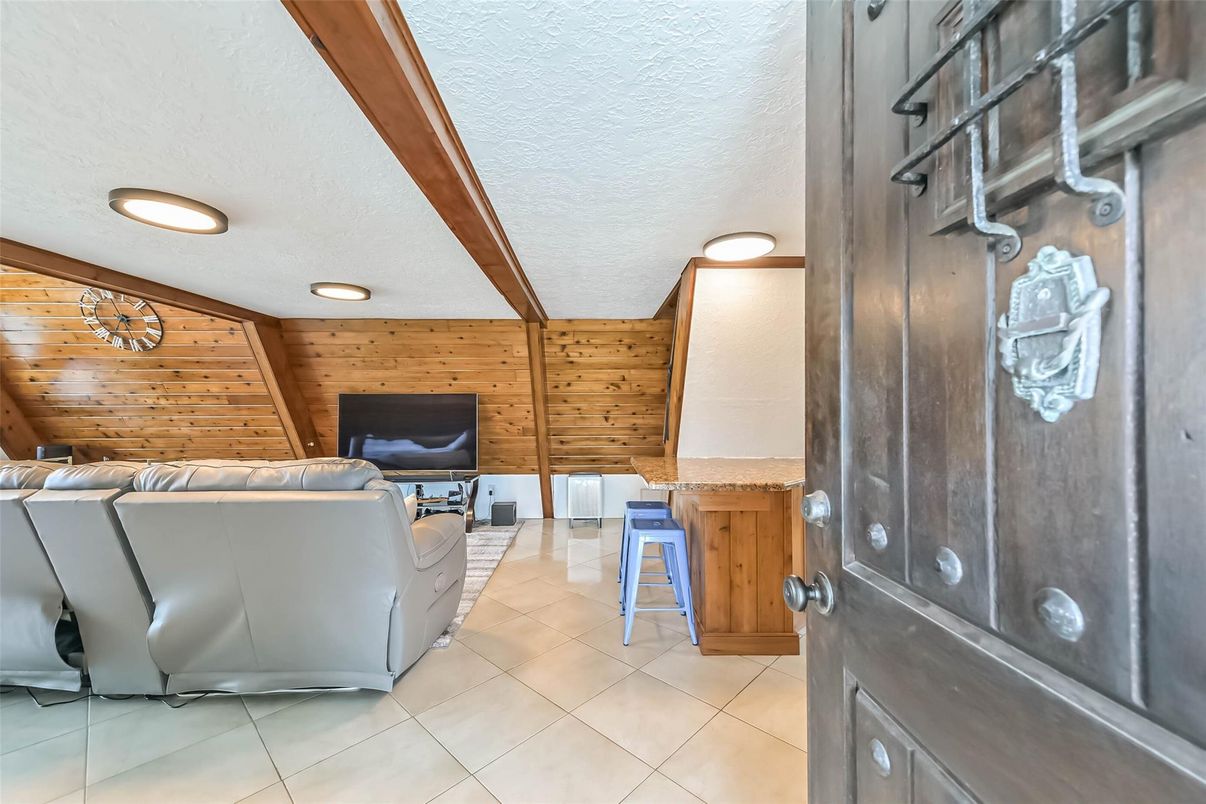 Interior, Living room, Recessed Lighting, Wooden Walls