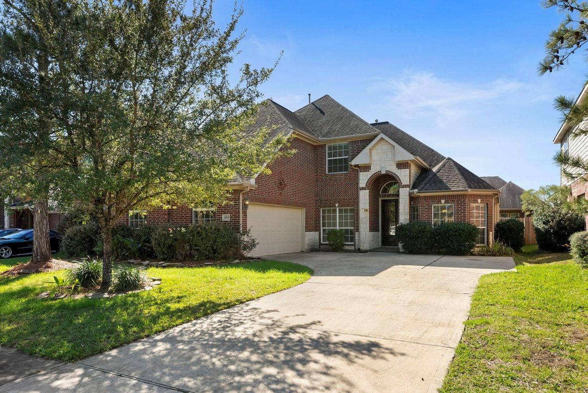 Attached, Backyard, Exterior, Facade, Brick Facade, French Provincial