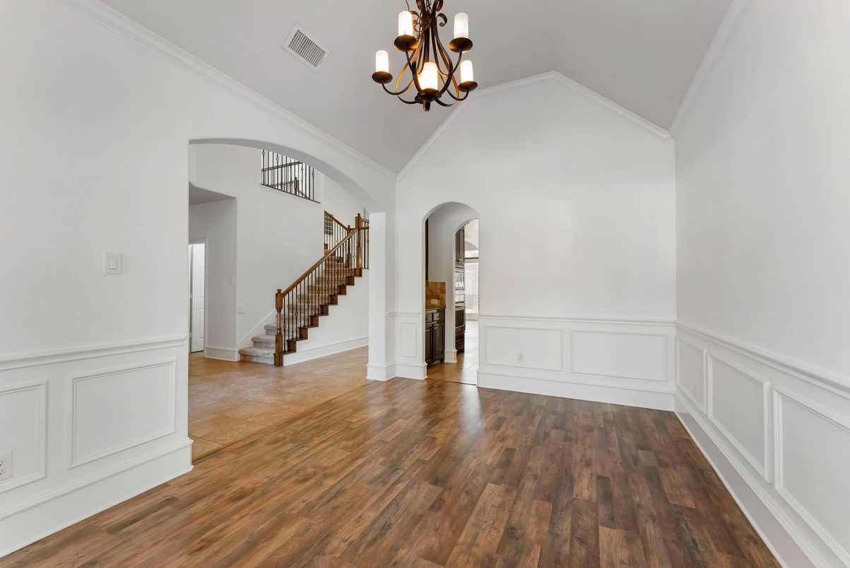 Chandelier, Empty room, Interior, Wood Texture Flooring