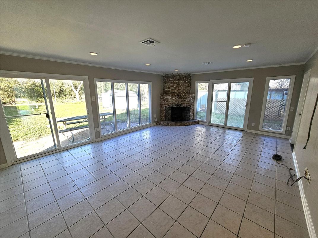 Empty room, Fireplace, Interior, Recessed Lighting